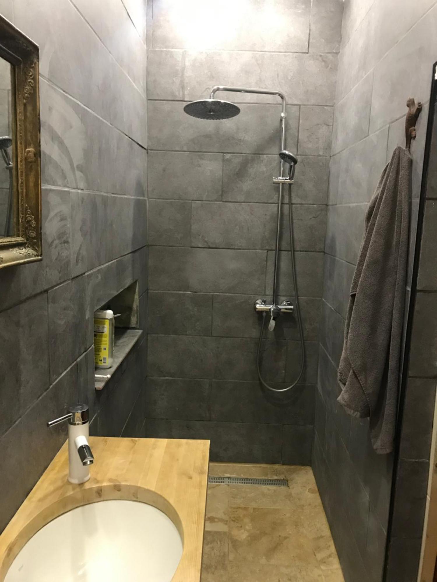 Le Petit Apartment Coursan Ngoại thất bức ảnh